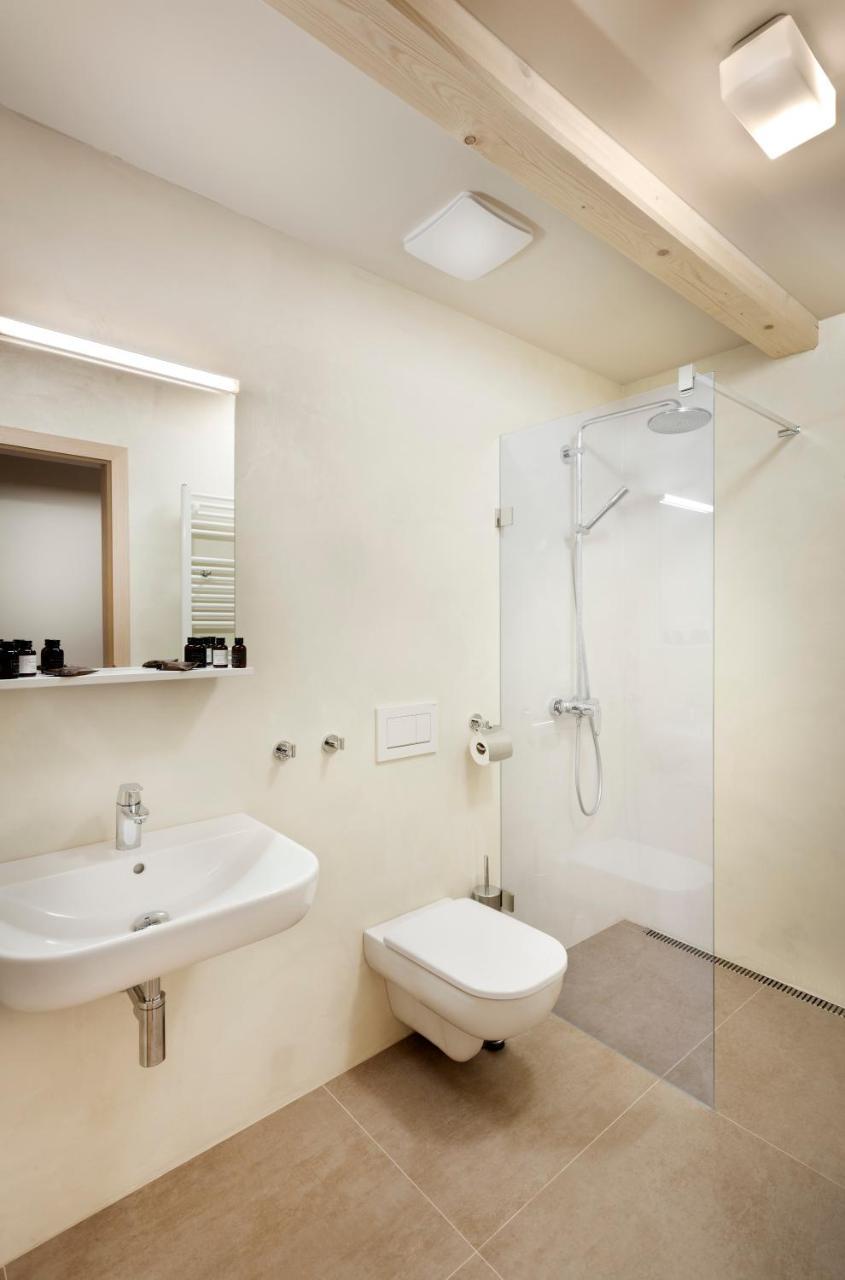 Hotel Kleis Cvikov Bagian luar foto